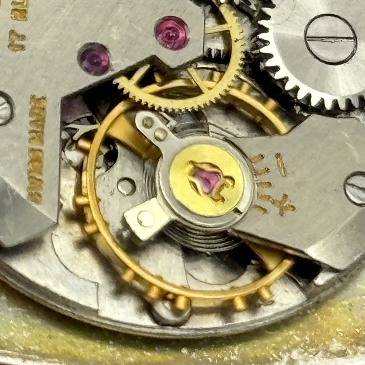 23.6mm Tudor 2422 Good Balance Dial Hands Manual Wind Vintage Watch Movement