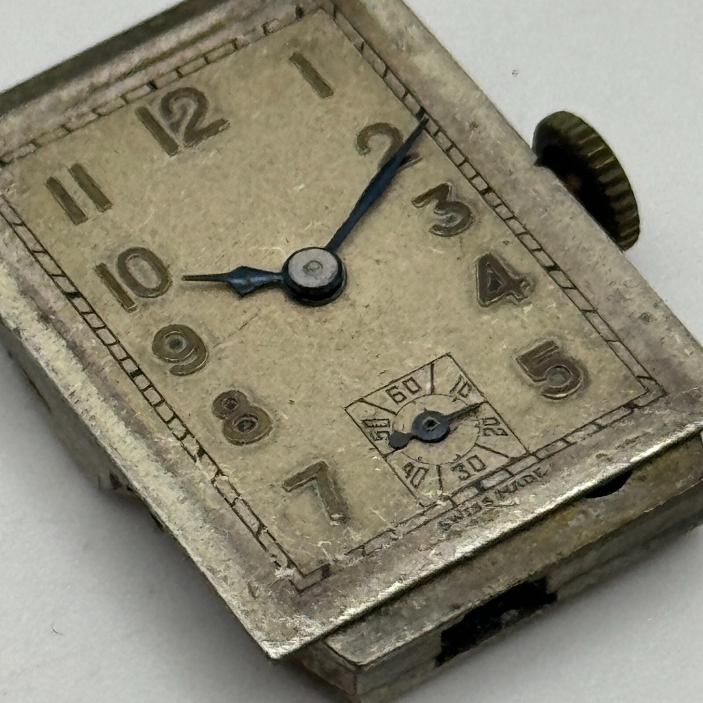 17.7mm Running Marvin Cal 610 Manual Wind Tank Watch Movement Vintage PARTS