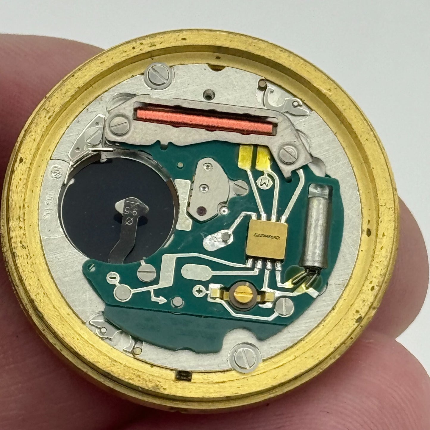 31.5mm Men’s Garrard ETA 555.115 Quartz Watch Movement Vintage UNTESTED PARTS