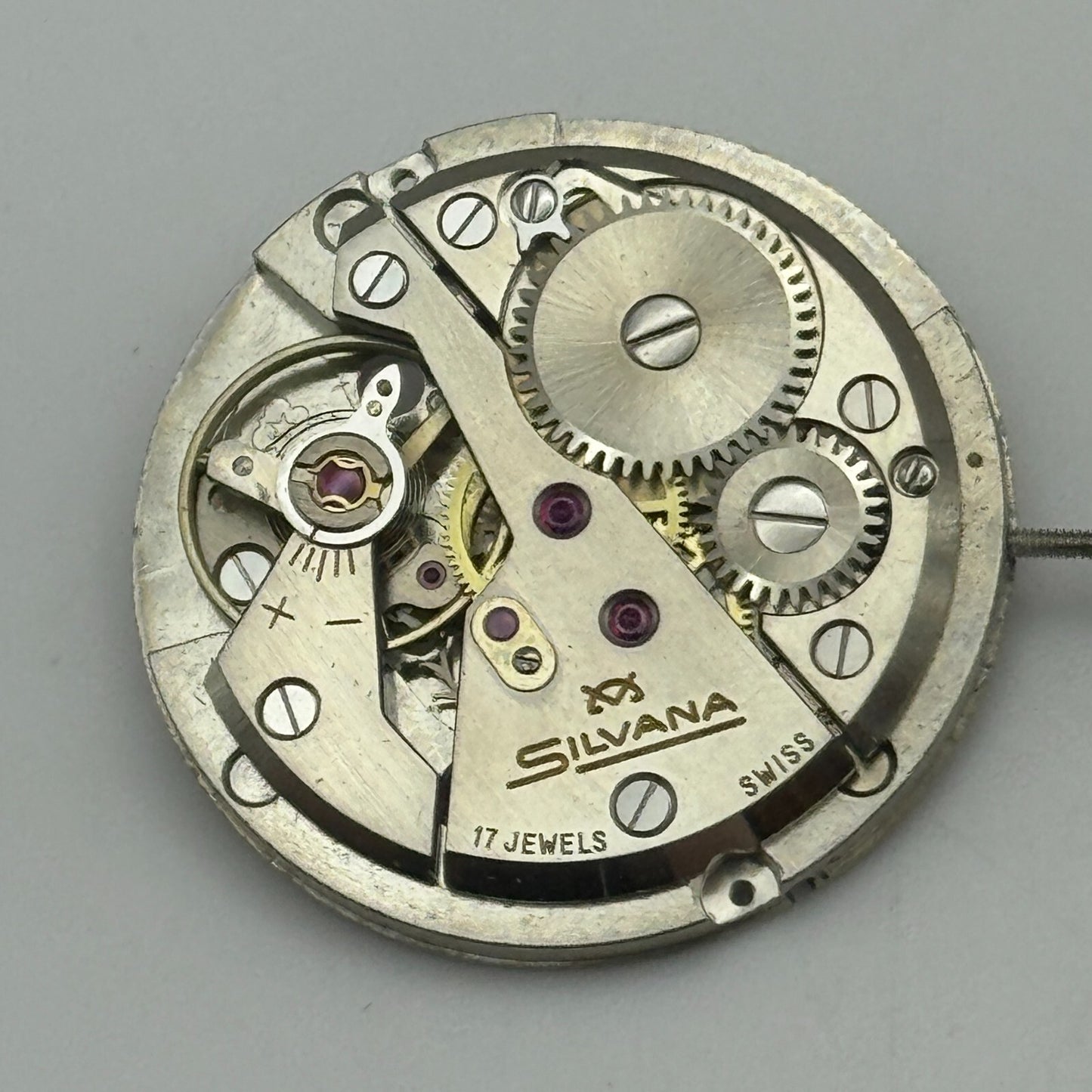 26mm Silvana Cal 240 17 Jewels Vintage Manual Wind Swiss Watch Movement PARTS