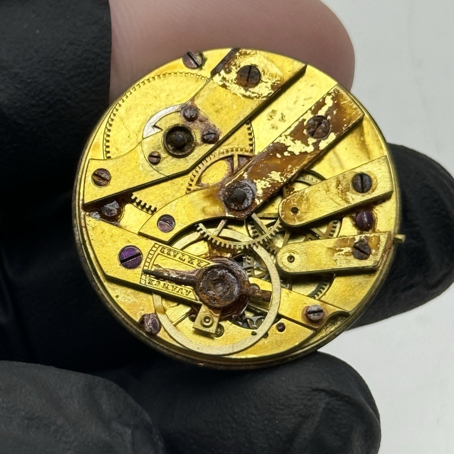 30.4mm Antique White Porcelain Dial Cylinder Watch Movement FOR PARTS