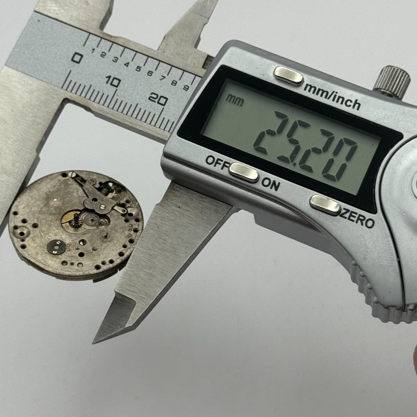 25.2mm Interesting Abby Trench Watch Movement Manual Wind Swiss Vintage PARTS