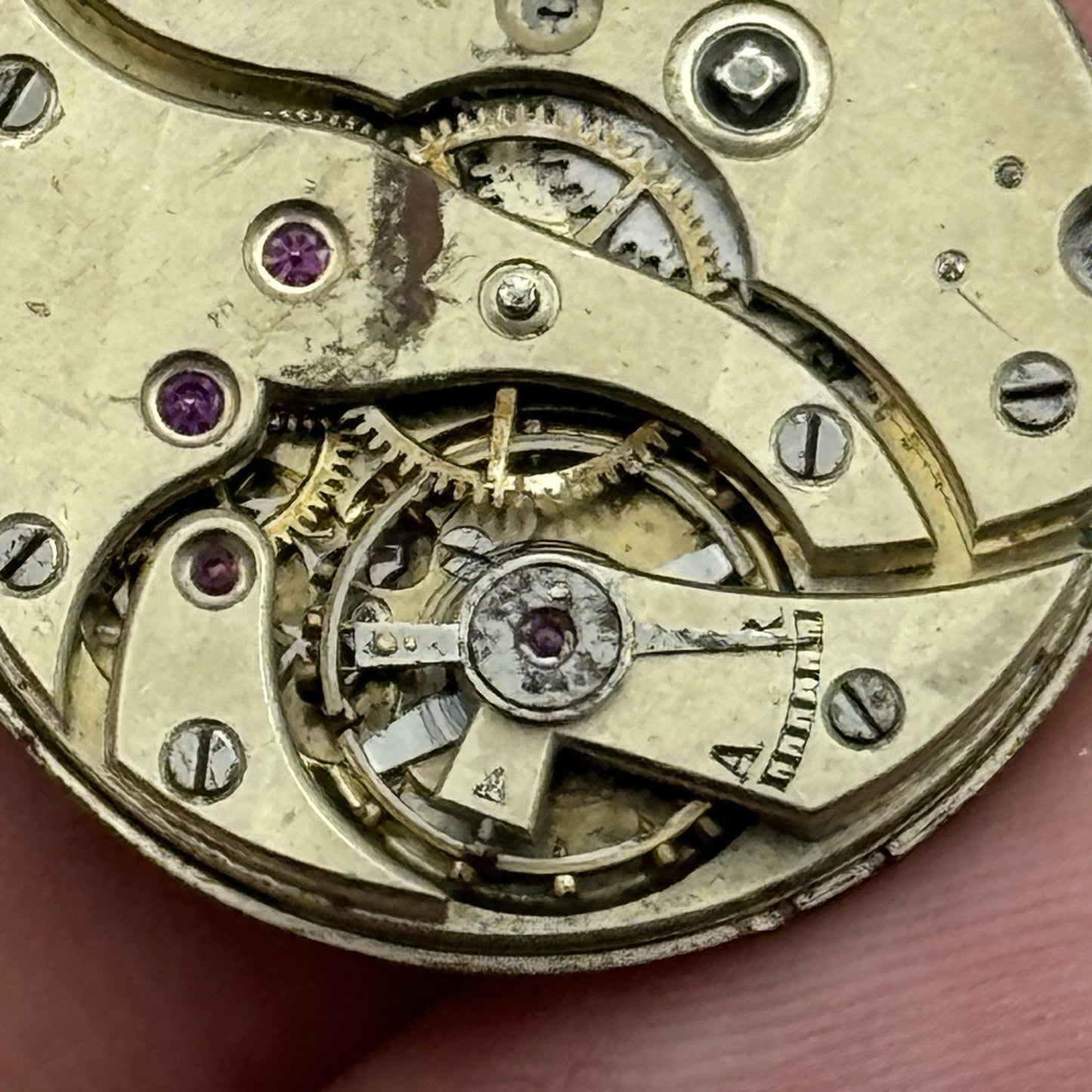 23.2mm E Gubelin Lucerne High Grade Manual Wind Swiss Watch Movement FOR PARTS