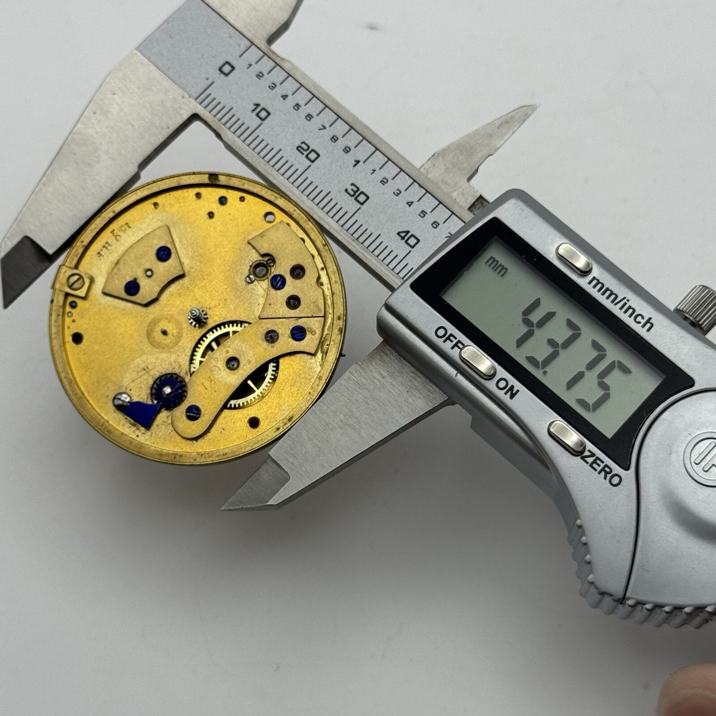 43.7mm C H Moore Birkenhead No 268 H.F Pocket Watch Movement FOR PARTS