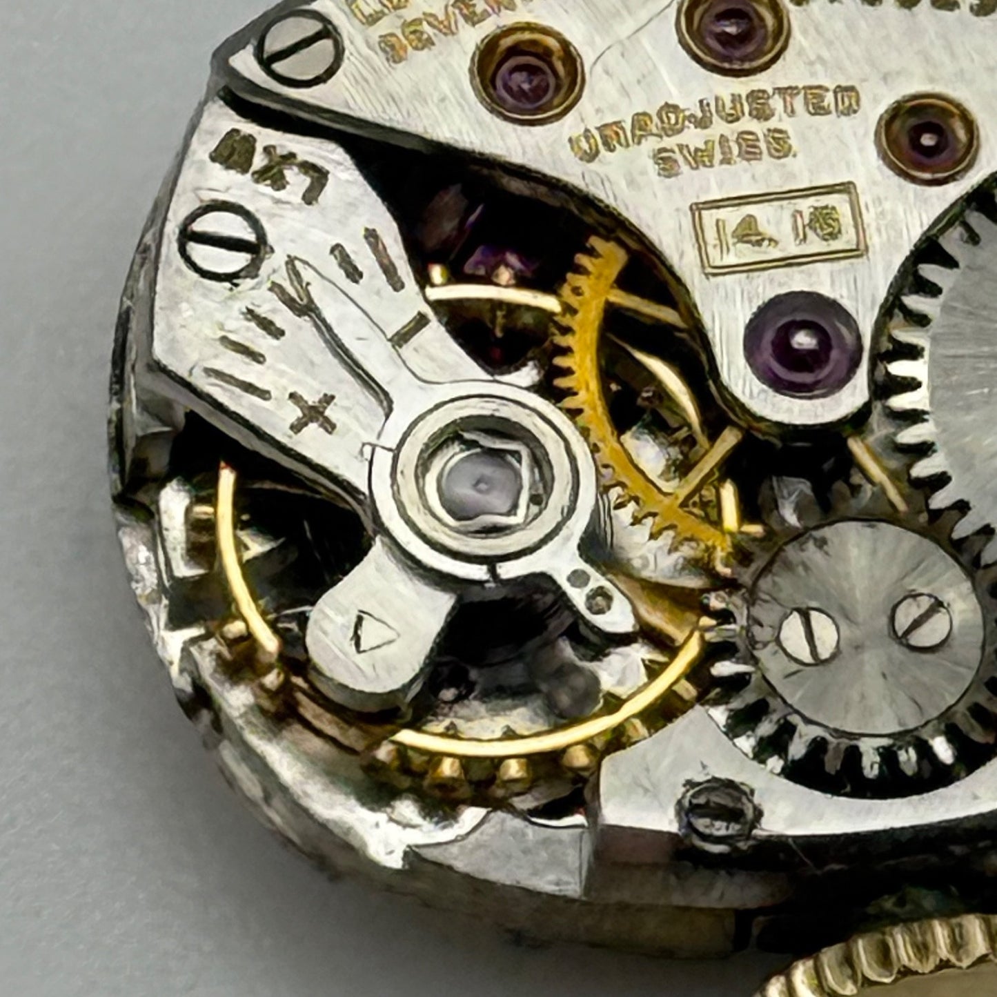 Longines 14.16 Watch Movement Running Ladies Manual Vintage Swiss Parts 14.2mm