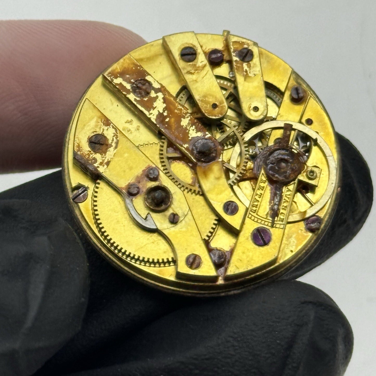 30.4mm Antique White Porcelain Dial Cylinder Watch Movement FOR PARTS