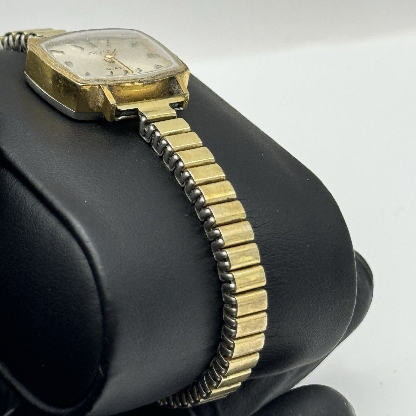 21mm WORKING Vintage Avia Art Deco Expandable Strap Ladies Cocktail Wristwatch