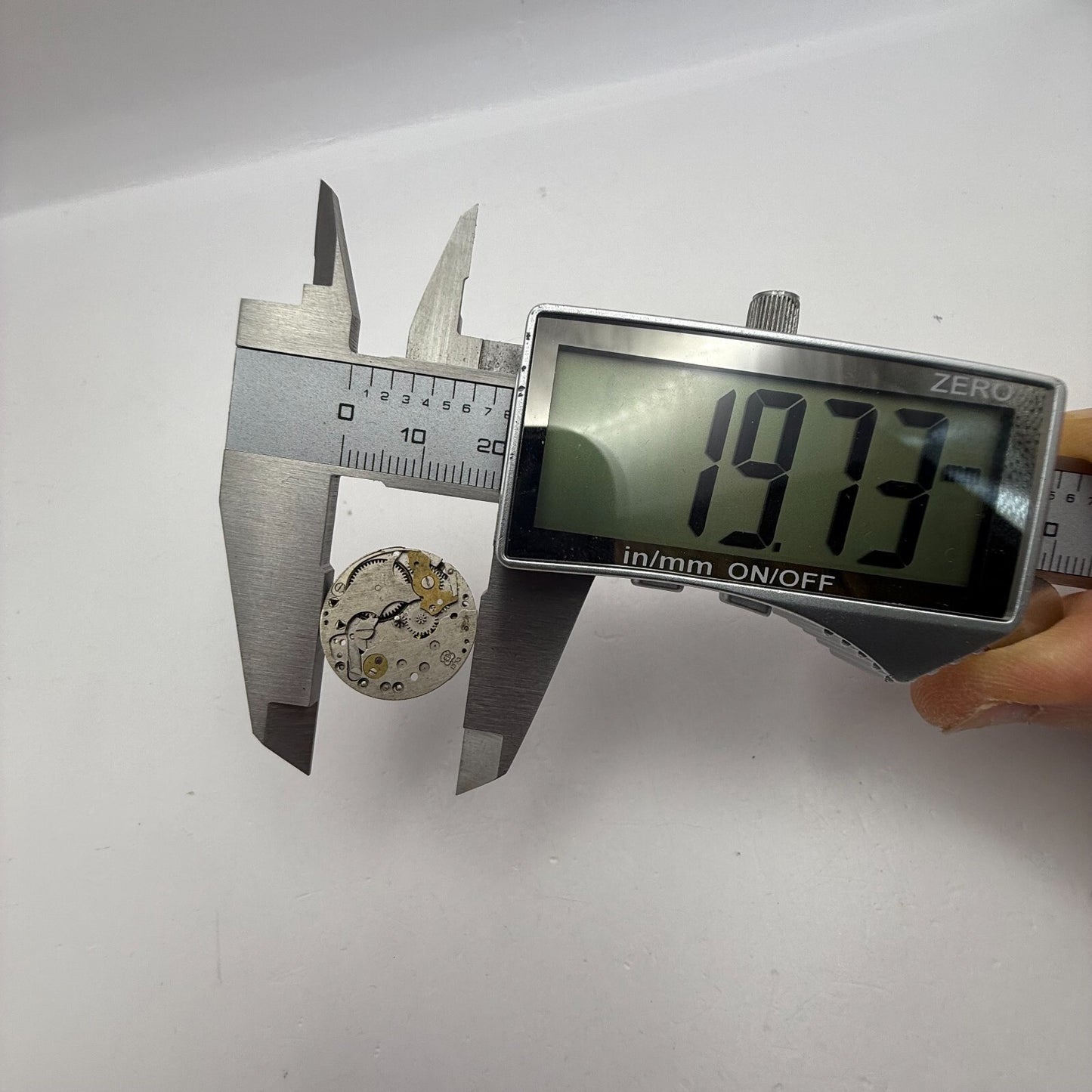 19.7mm Vintage EB 1333 Swiss Made Manual Wind Watch Movement PARTS REPAIR