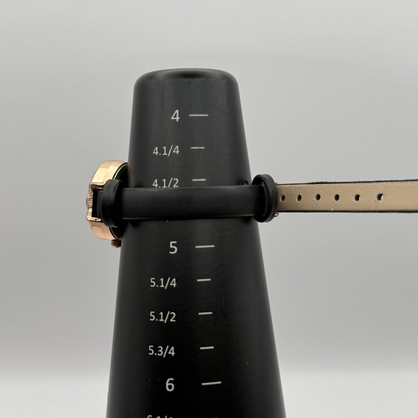 GoGoey Ladies Quartz Watch Mother of Pearl Dial Black Strap Working 24mm