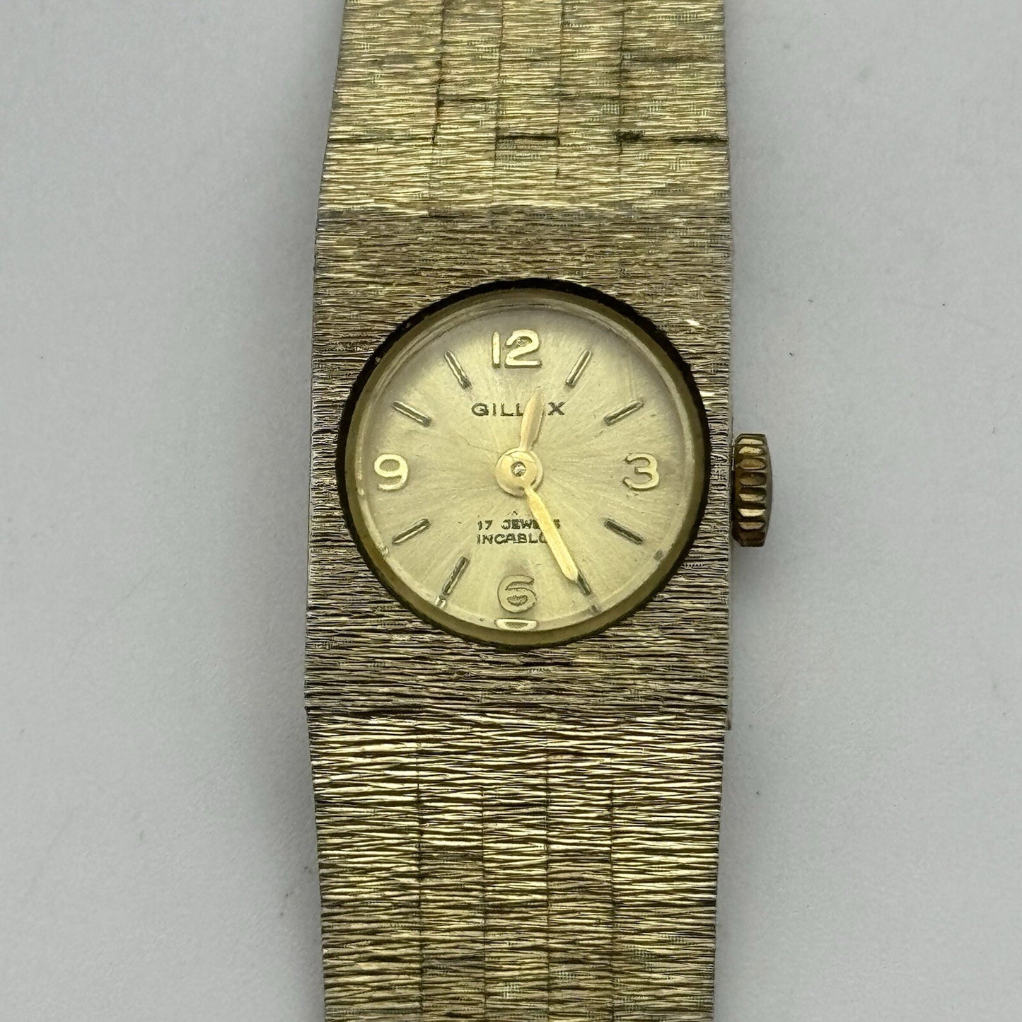 16mm WORKING Ladies Gillex Swiss Gold Tone Bark Affect Manual Wind Vintage Watch