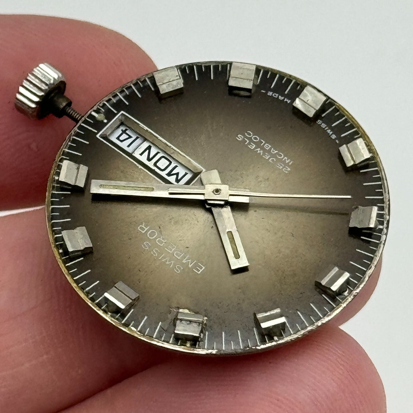 25.5mm Mens Running Swiss Emperor FHF 908 Automatic Watch Movement Vintage PARTS