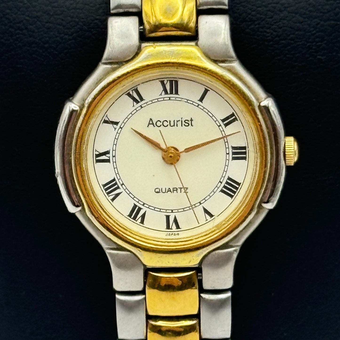 24mm Working Ladies Accurist 813000 Two Tone Vintage Quartz Watch Japan 7.3 Inch