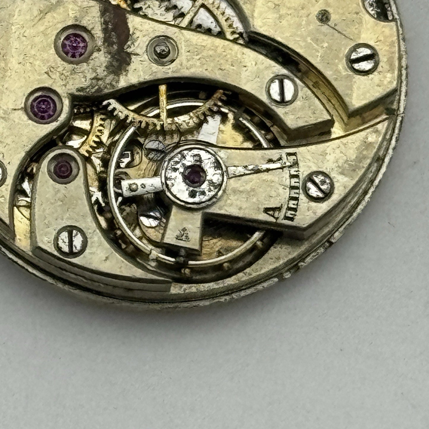 23.2mm E Gubelin Lucerne High Grade Manual Wind Swiss Watch Movement FOR PARTS
