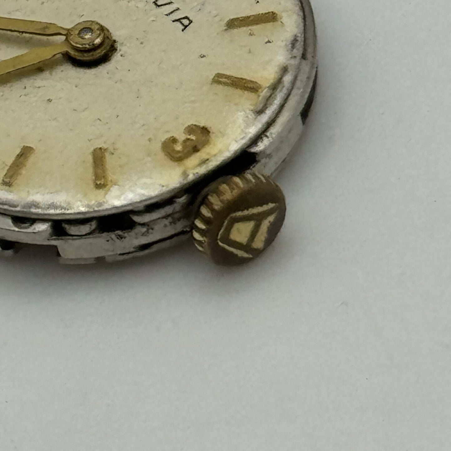 17.5mm Ladies Avia Felsa F 4023 Manual Wind Watch Movement Swiss Vintage PARTS