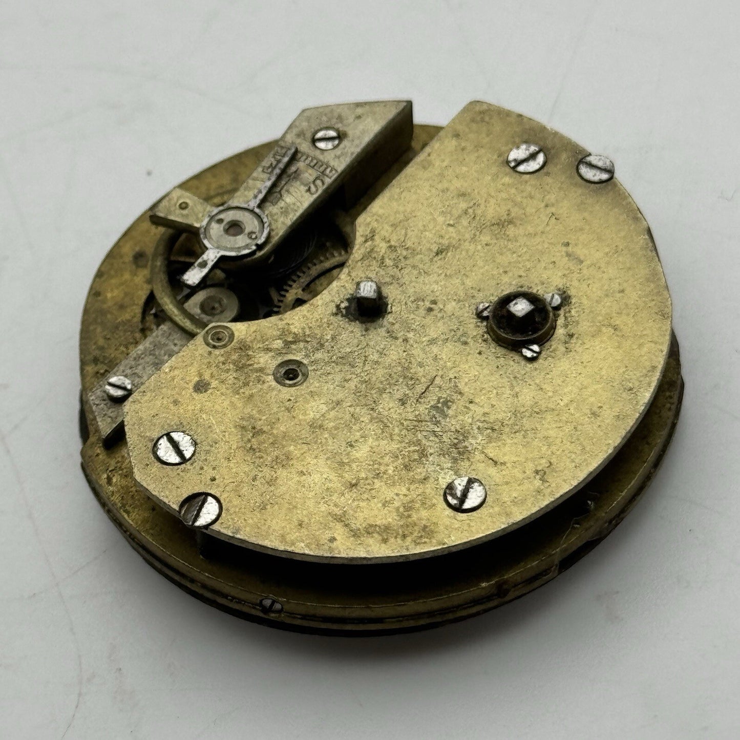 44.9mm Unidentified Pocket Watch Movement Roman Numerals Dial FOR PARTS