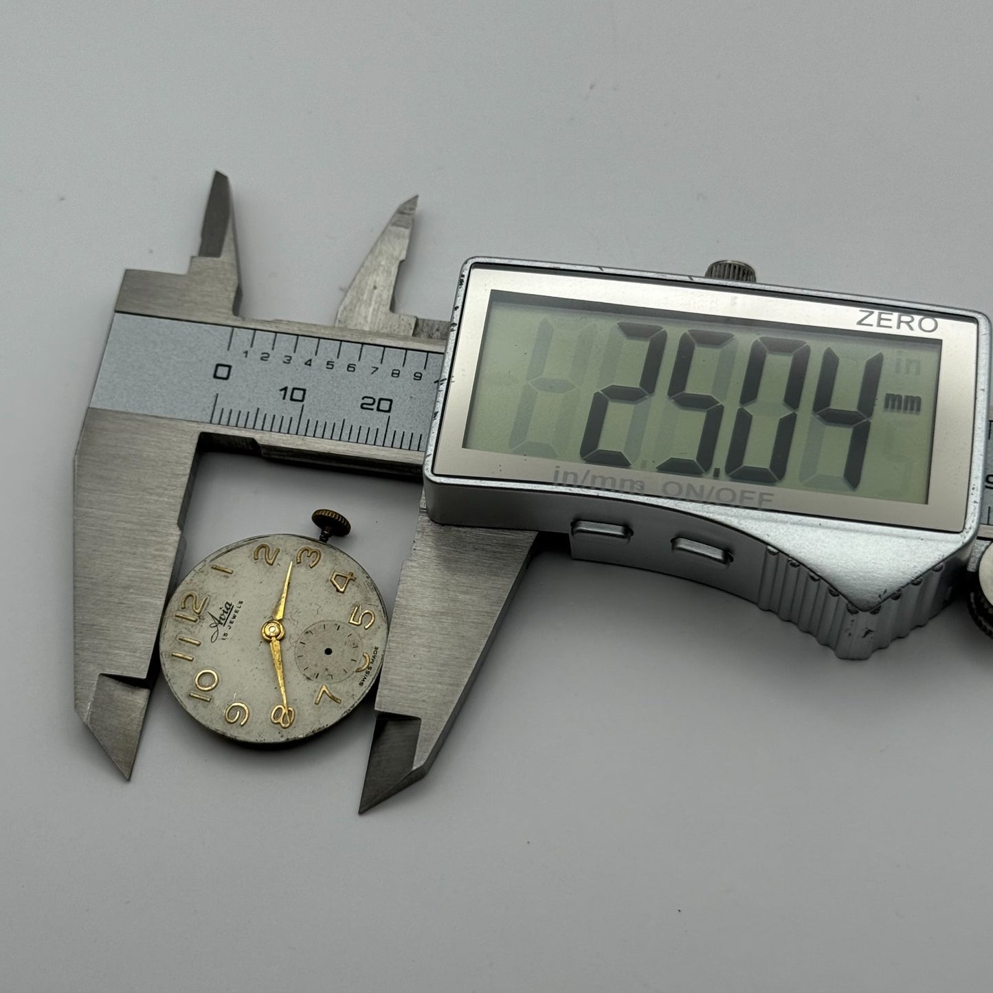 AS 1123 1124 Watch Movement Running Avia Manual Wind Vintage Parts Repair 23.5mm