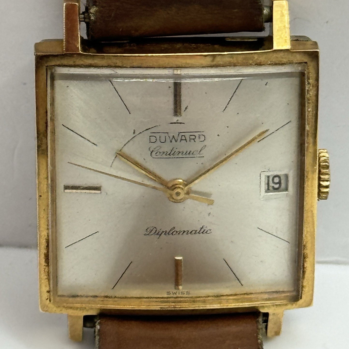 28mm Duward Diplomatic ETA 2472 Automatic Square Vintage Watch RESTORE PARTS