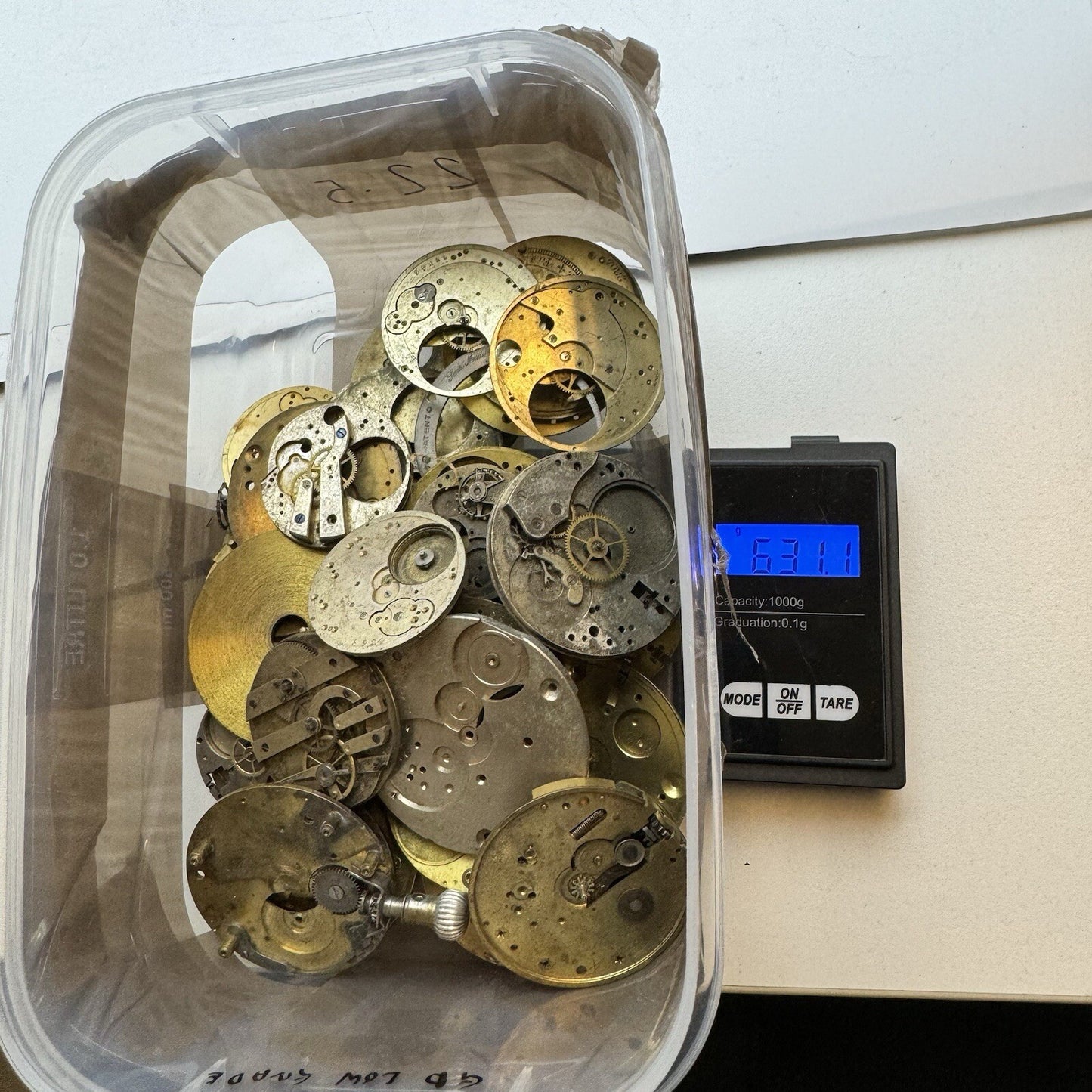 630 Grams Job Lot Of Pocket Watch Movements Parts For Spares / Repairs / Parts