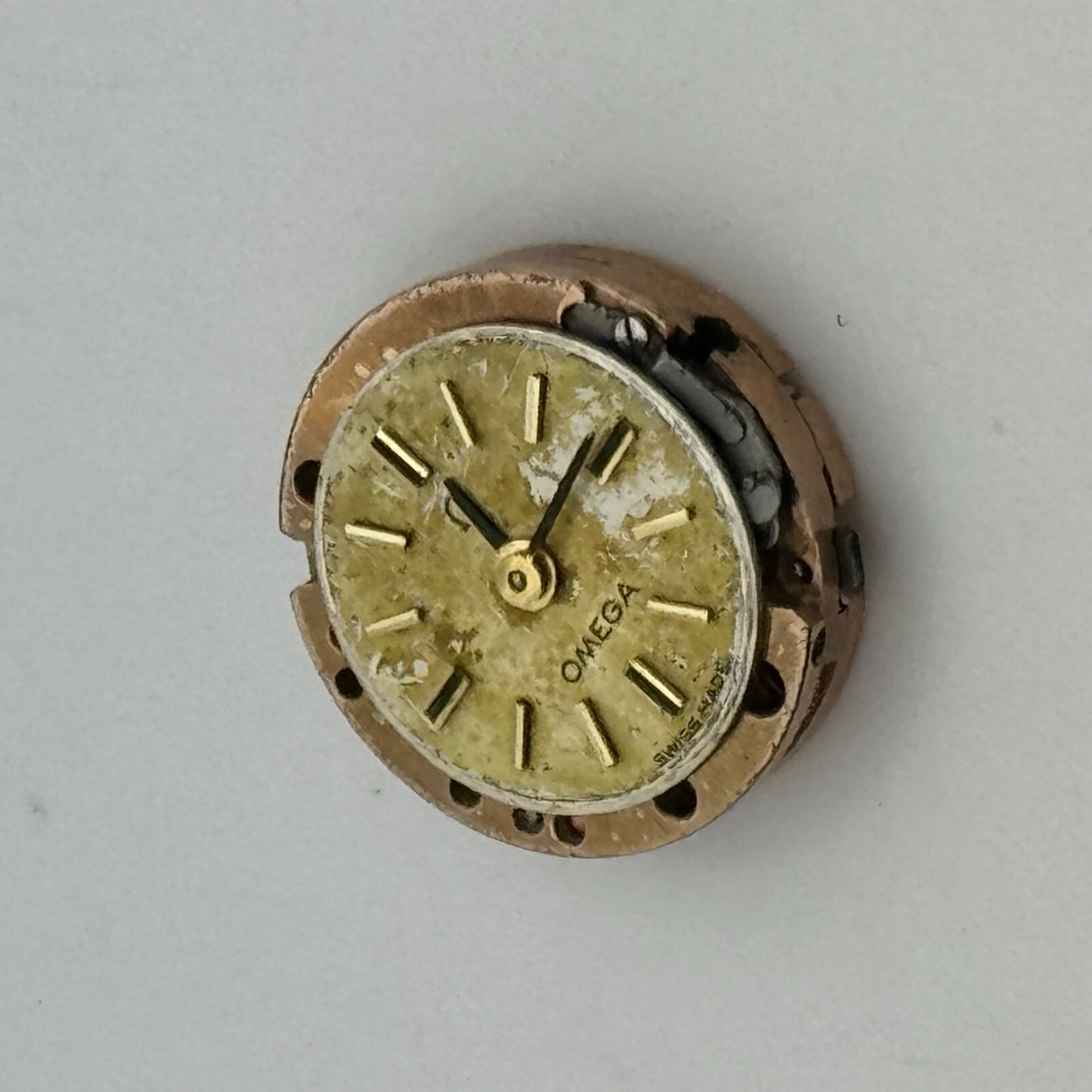 12.5mm Ladies Omega Cal 650 Manual Wind 17 Jewels Swiss Watch Movement PARTS