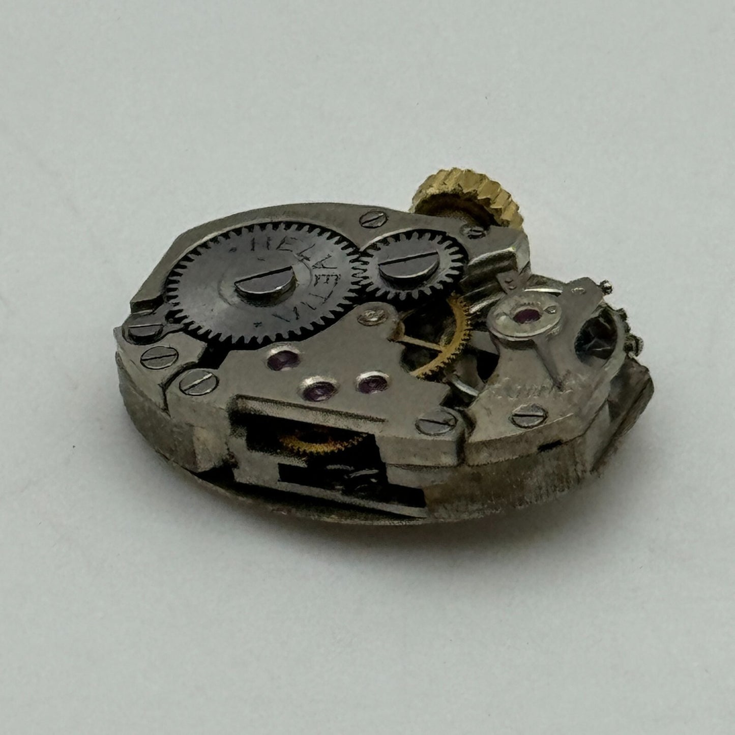 12.6mm Ladies Helvetia Cal 105B Manual Wind Watch Movement Swiss Vintage PARTS