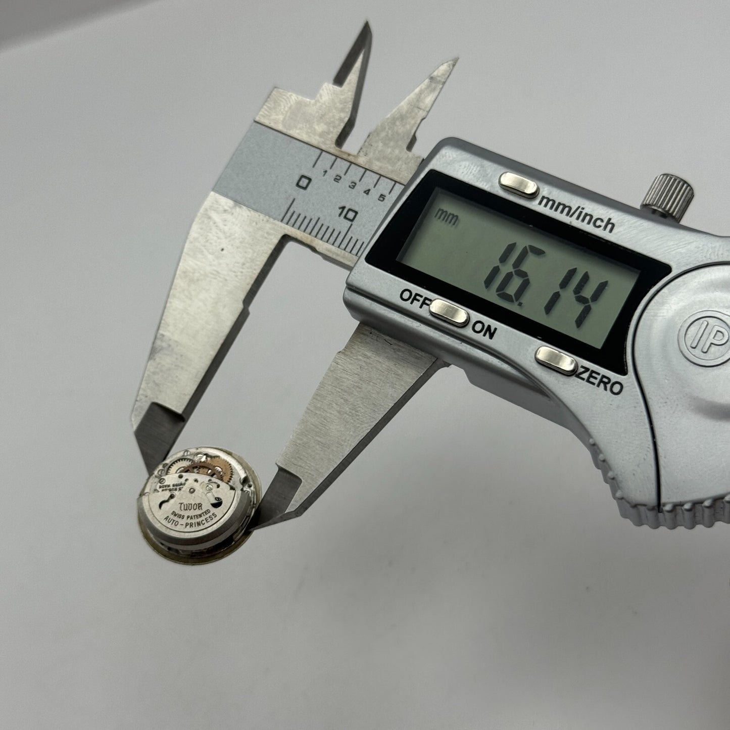 Tudor Royal Rotor Self Winding Auto Princess Automatic Watch Movement FOR PARTS