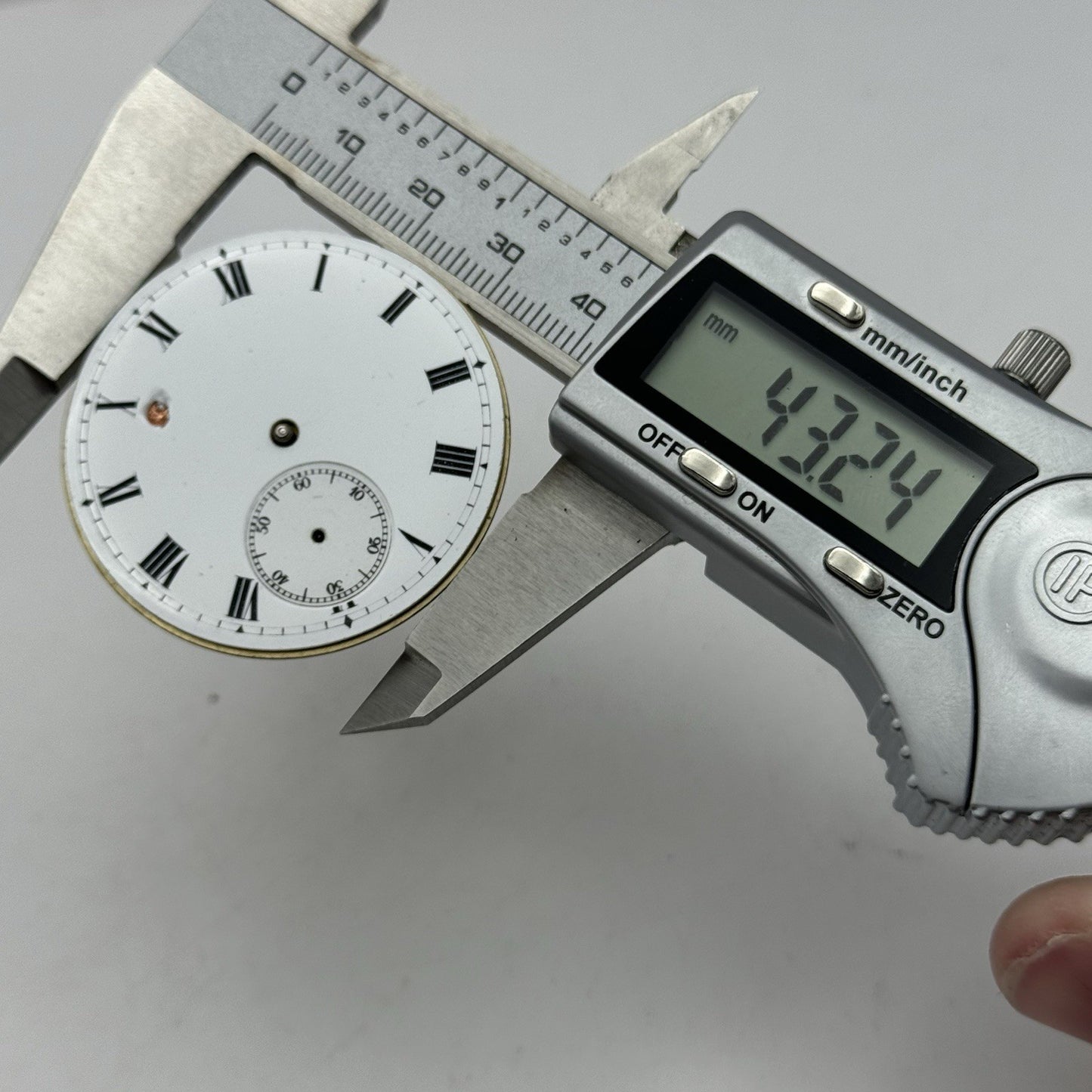 43.2mm Moeris Open Face Swiss Vintage Pocket Watch Movement PARTS REPAIR SPARES