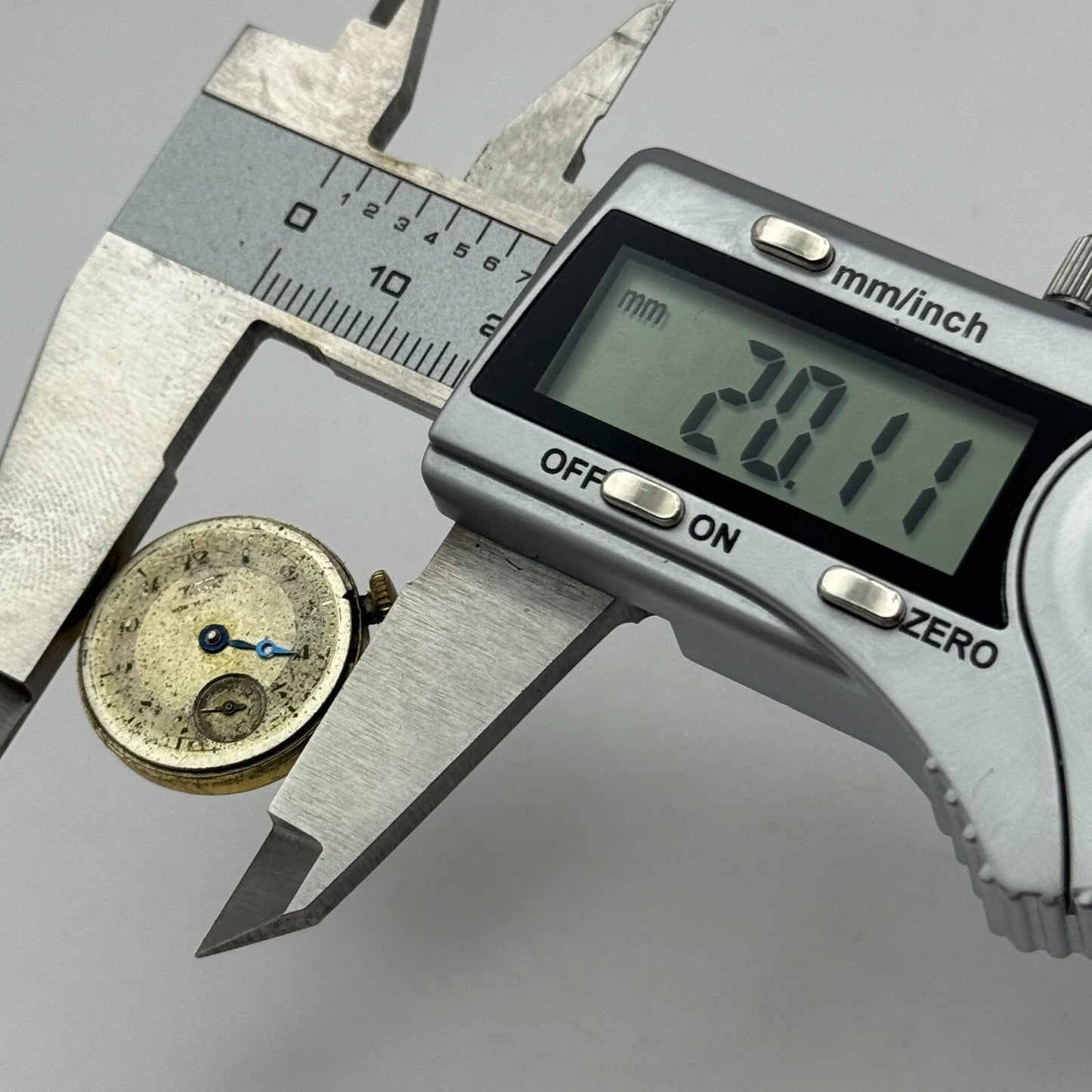 20.1mm Ladies Running Tissot Locle Cal 194 Manual Wind Swiss Watch Movement PART