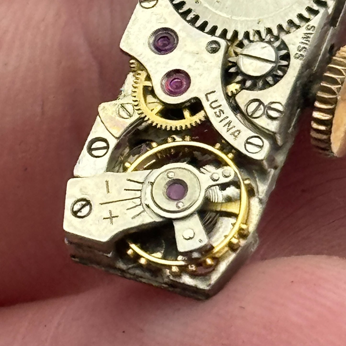 9mm Ladies Lusina FHF 59N Manual Wind 17 Jewels Watch Movement Swiss Made PARTS