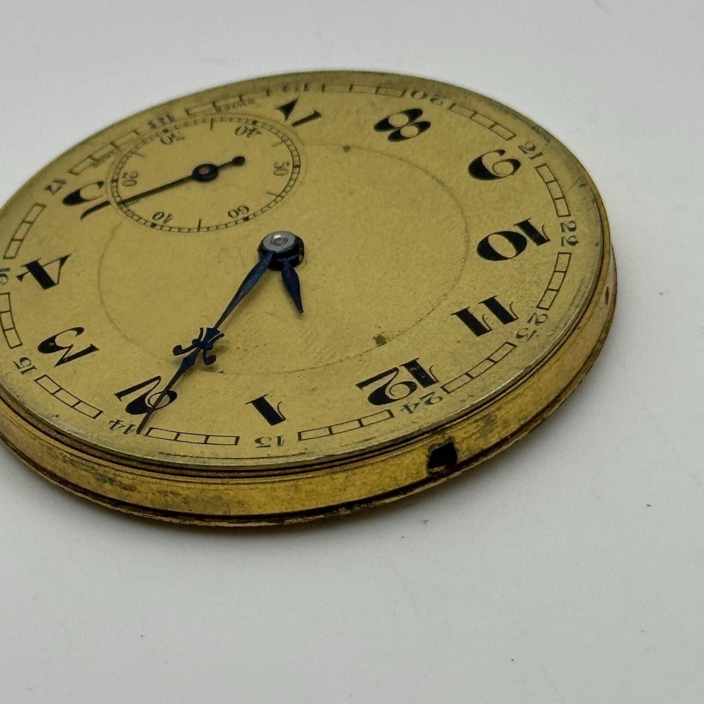 42.9mm Unidentified Open Face Sub Seconds Swiss Pocket Watch Movement PARTS