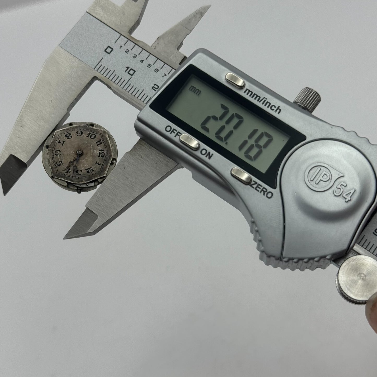 20.1mm Ladies Possibly Movado Art Deco Manual Wind Swiss Watch Movement PARTS