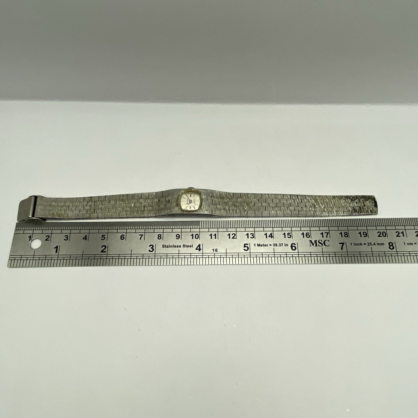 15mm Ladies Chevalier Bark Affect Silver Tone Dress Watch NON WORKING
