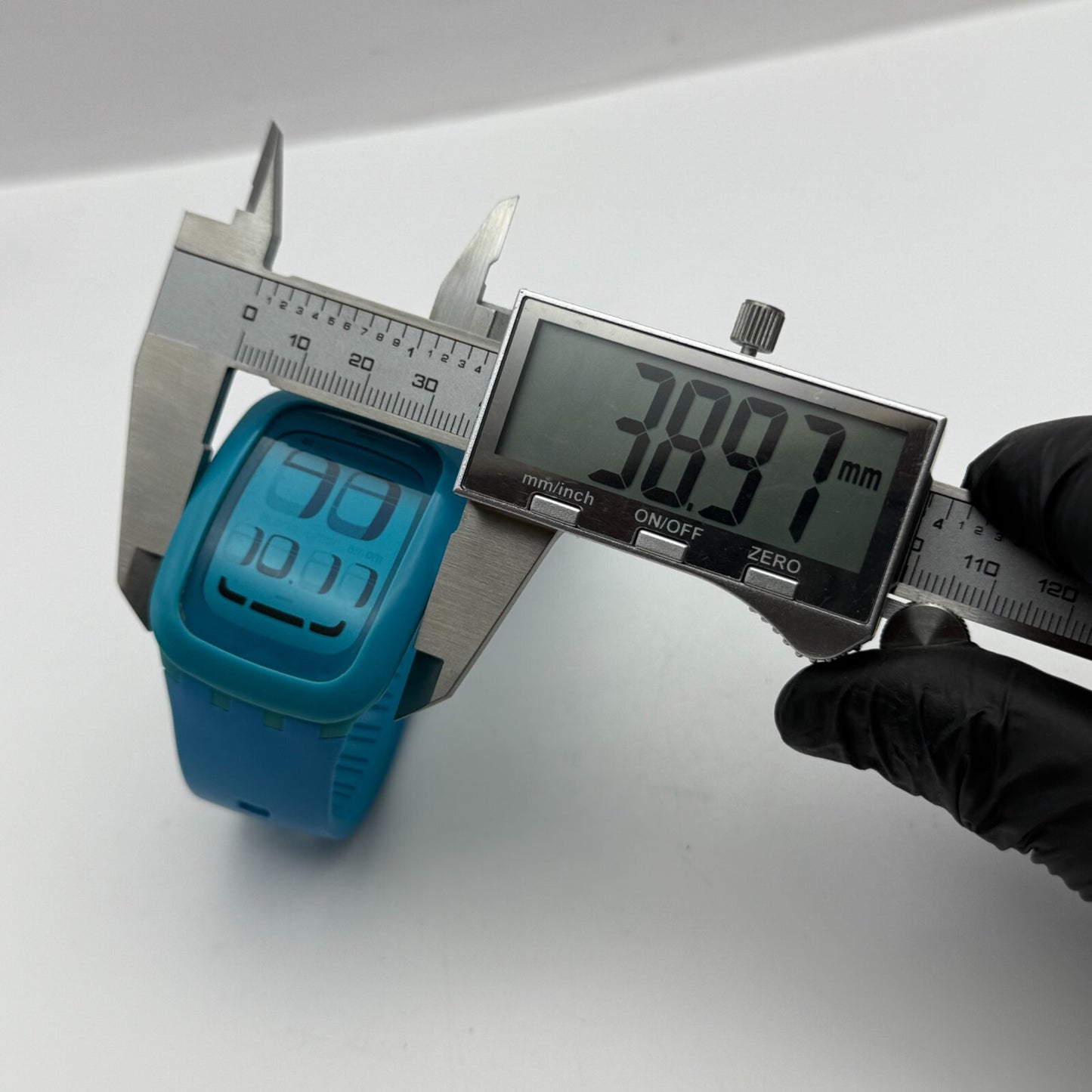 38mm Swatch Touch Blue SURS100 Swiss Digital Quartz Watch UNTESTED PARTS REPAIR