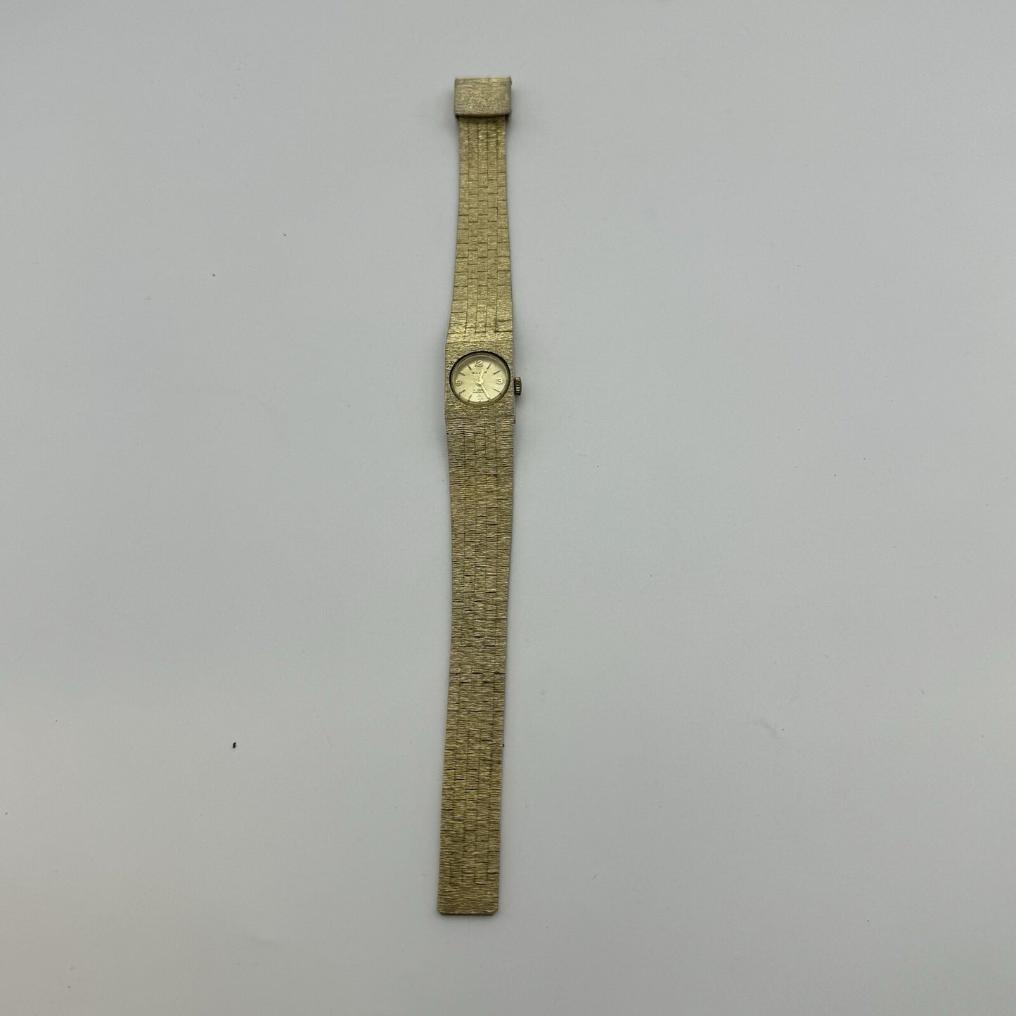 16mm WORKING Ladies Gillex Swiss Gold Tone Bark Affect Manual Wind Vintage Watch