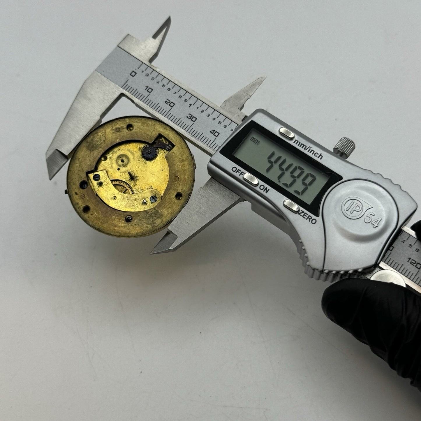44.9mm Unidentified Quality Antique Fusee Pocket Watch Movement FOR PARTS