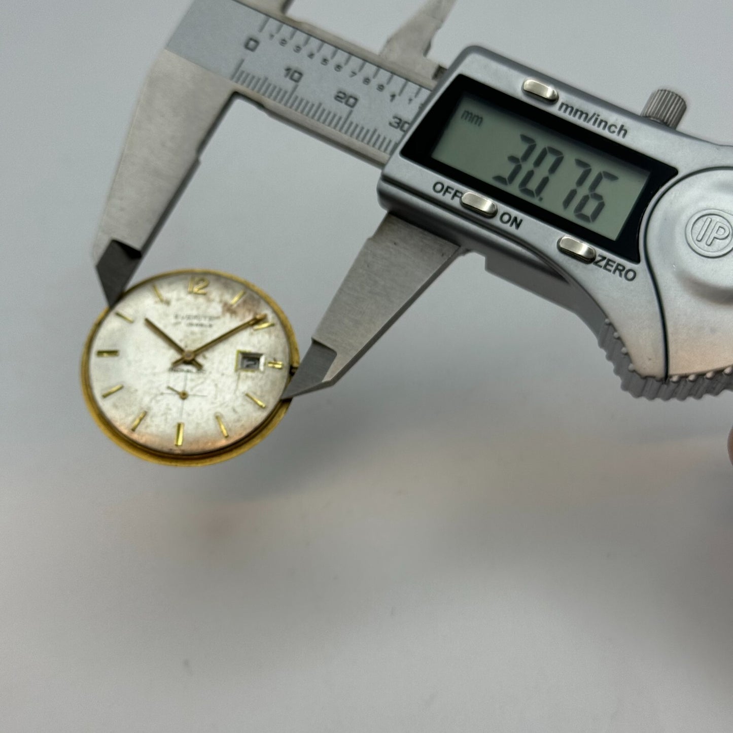 30.7mm Mens Everite FHF 82-4 Manual Wind Swiss Watch Movement PARTS REPAIR SPARE