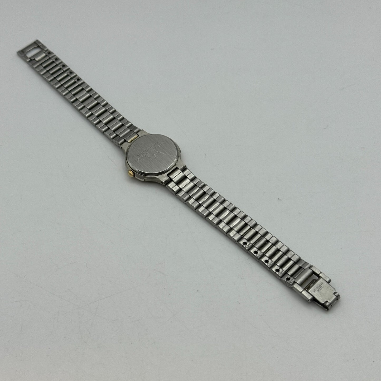 24mm Working Ladies Accurist 813000 Two Tone Vintage Quartz Watch Japan 7.3 Inch