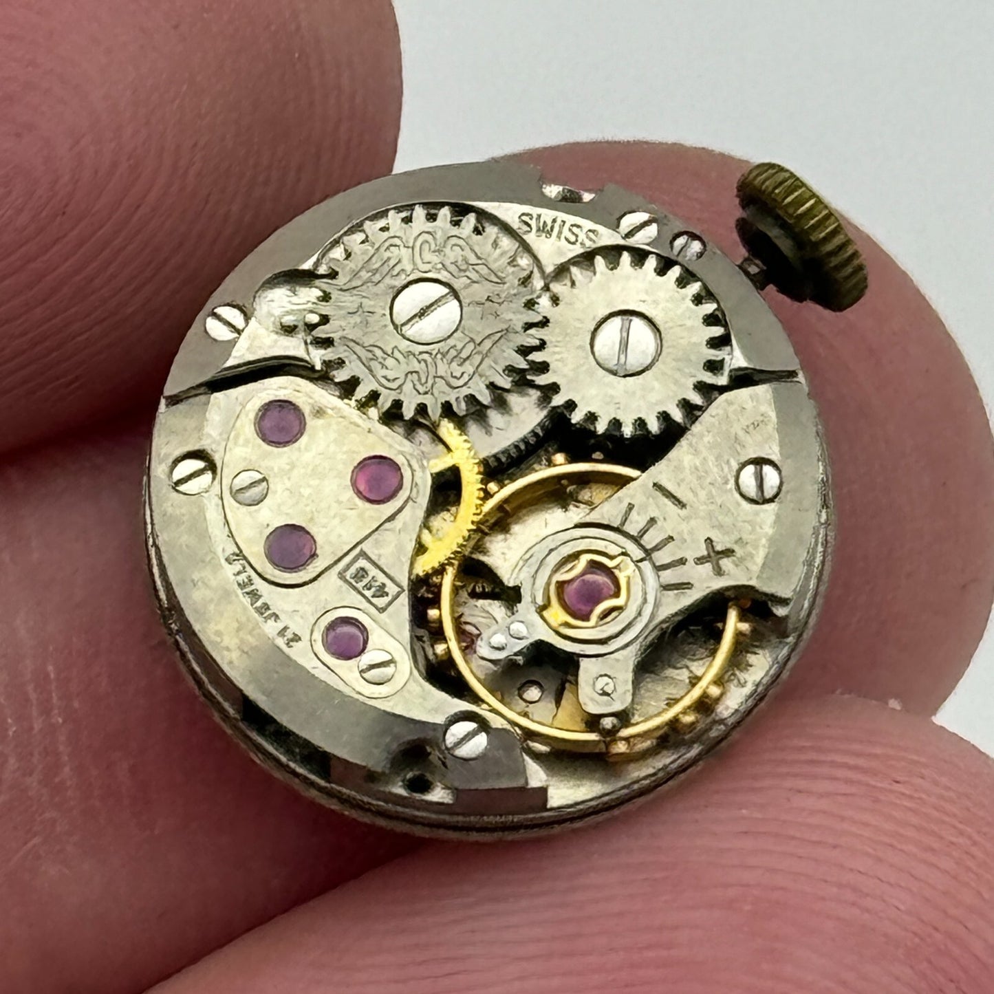 15.9mm Running ETA 2410 Rotary Maximus 415 Manual Wind Swiss Watch Movement