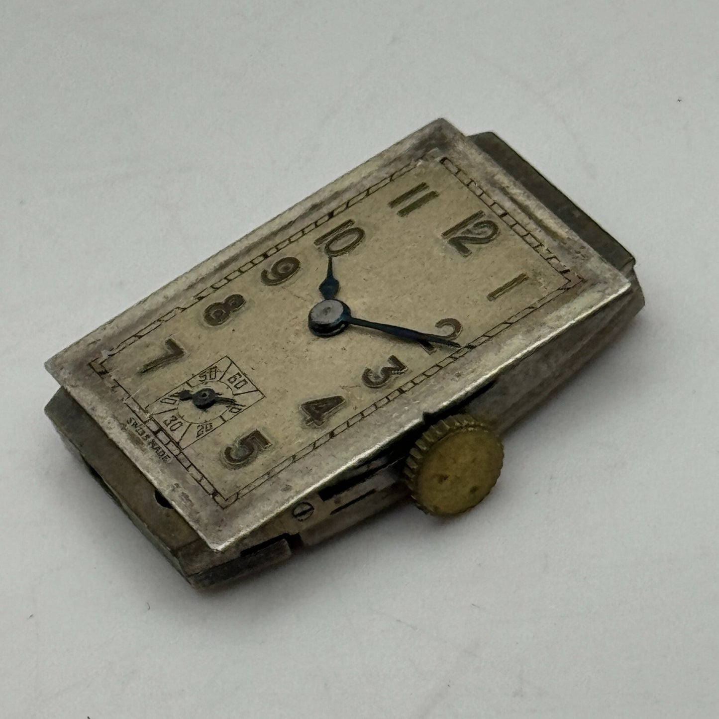 17.7mm Running Marvin Cal 610 Manual Wind Tank Watch Movement Vintage PARTS
