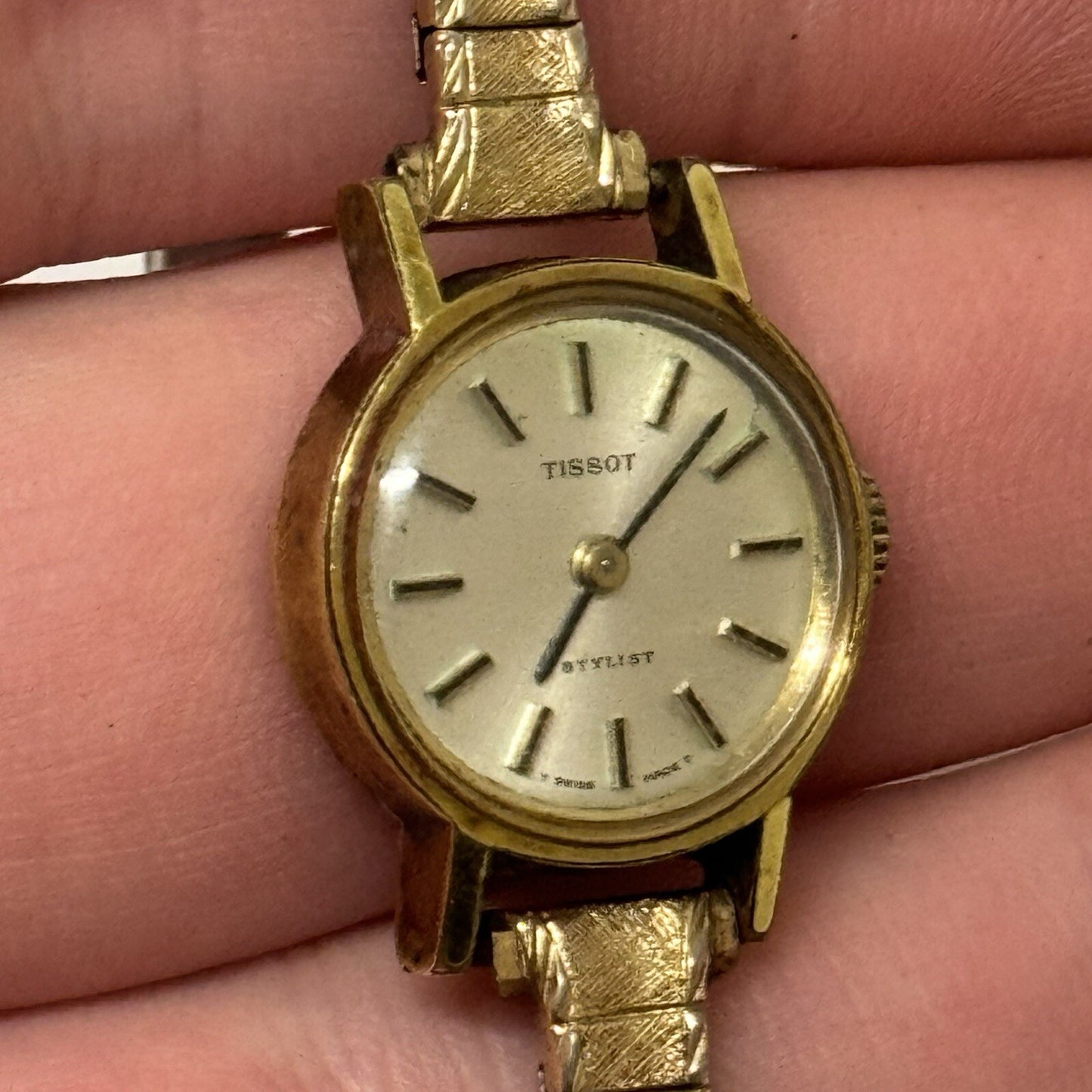 18mm Vintage Ladies Tissot Stylist Swiss Gold Tone Expandable Watch TO RESTORE