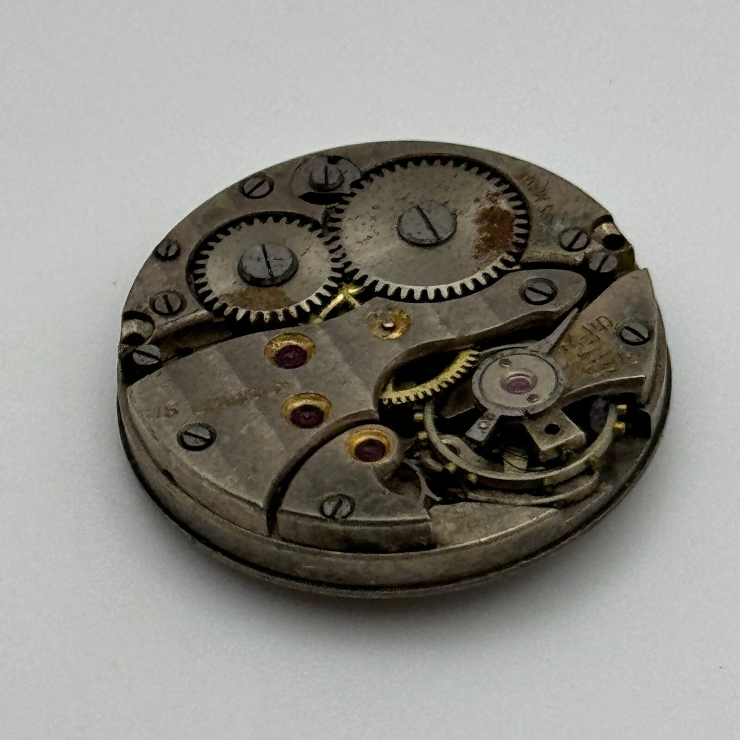 23.6mm Unidentified 15 Jewels Manual Wind Watch Movement Swiss Vintage PARTS