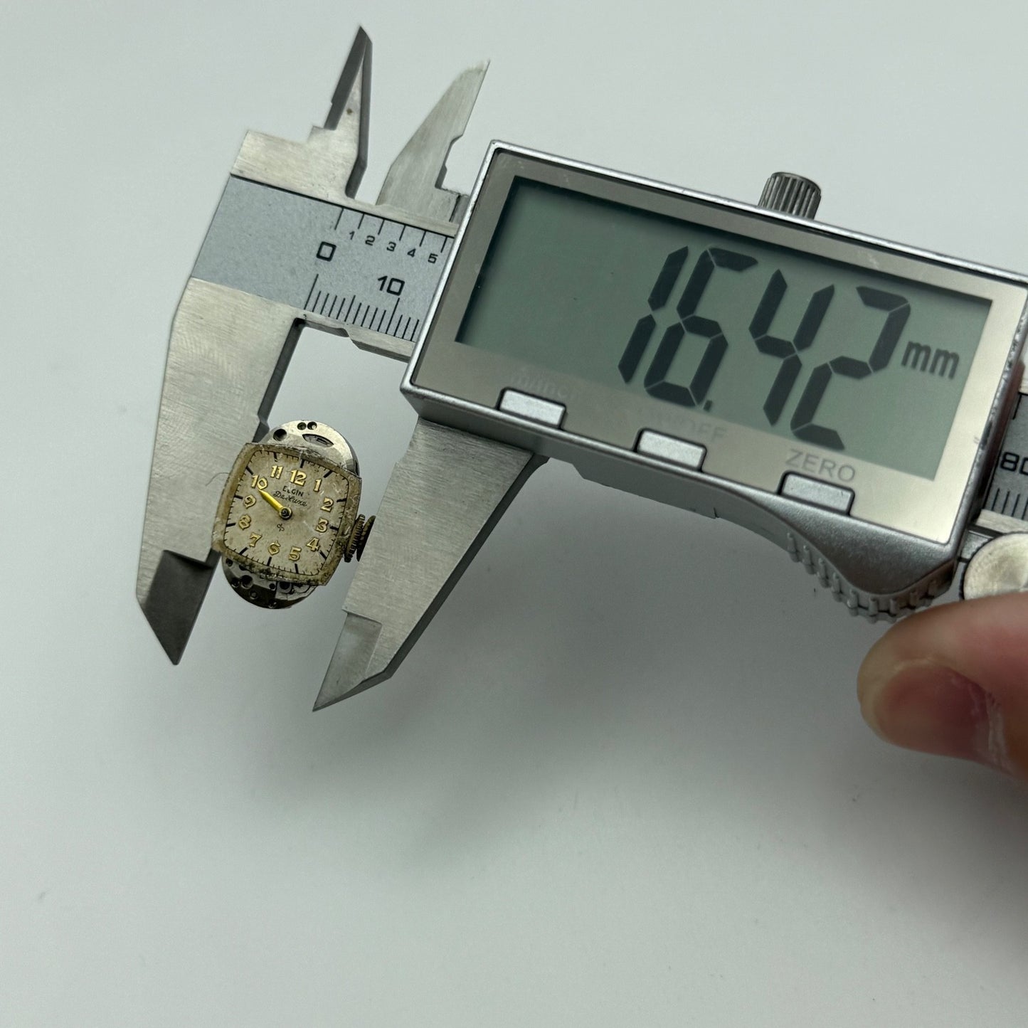 Elgin Grade 620 Watch Movement De Luxe Sweep Seconds 1951 21/0s American Parts