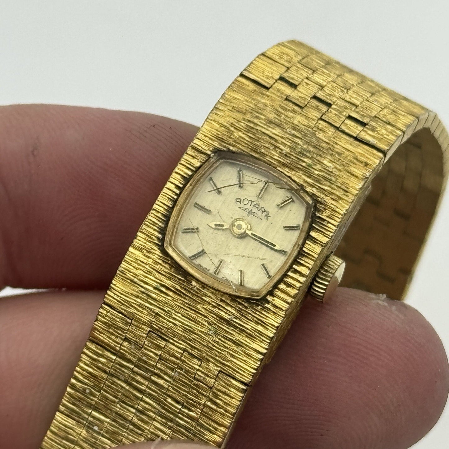 15mm Ladies Rotary Gold Plated Manual Wind Swiss Vintage Watch REQUIRES SERVICE