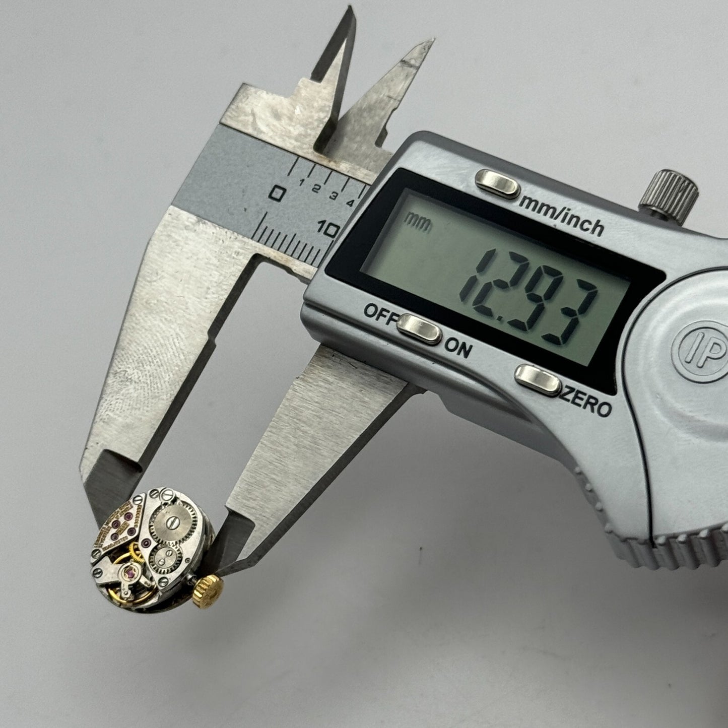 12.9mm Ladies Longines Cal 5602 Manual Wind Watch Movement Swiss Vintage PARTS