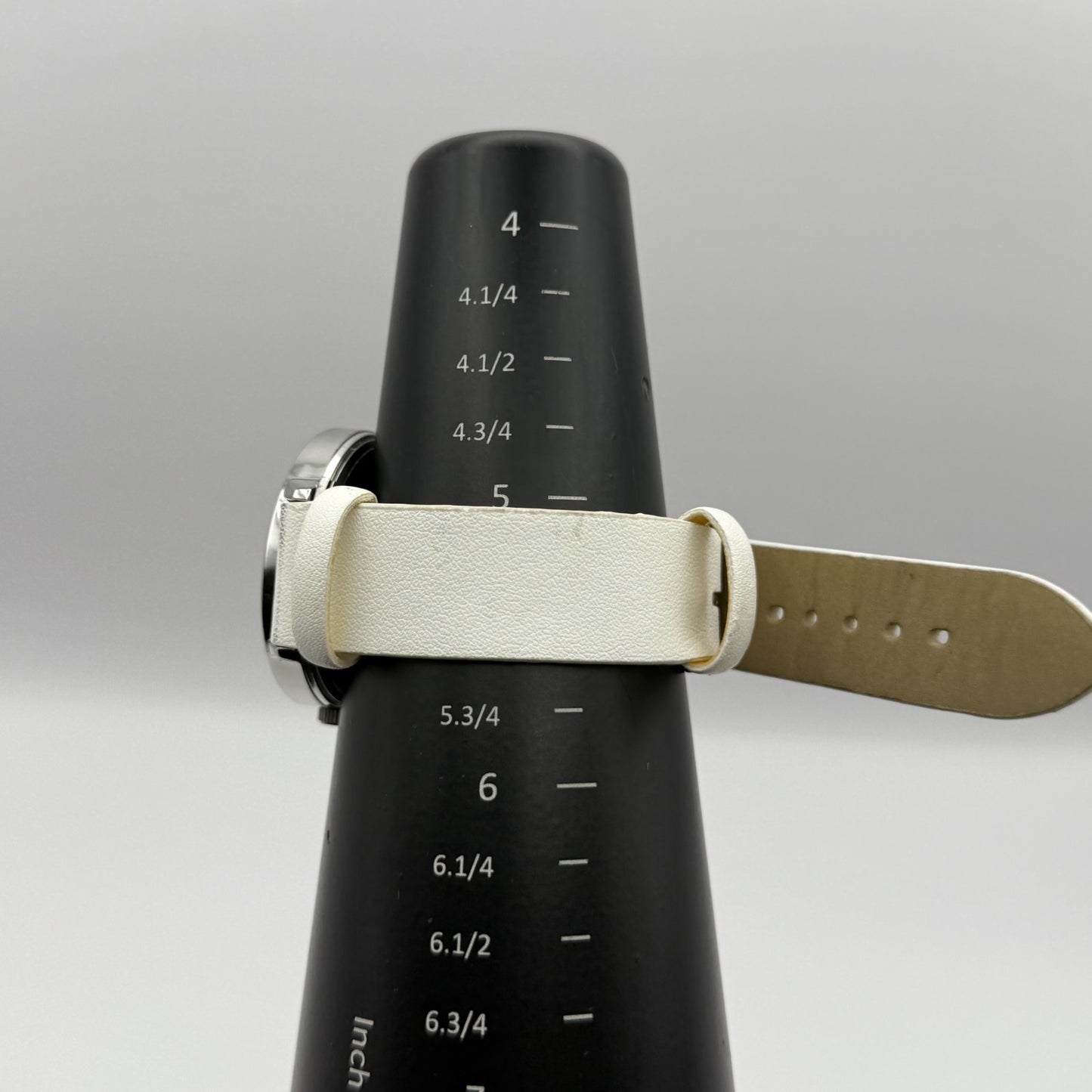 French Connection Ladies Quartz Watch White Strap Working 39mm New Battery