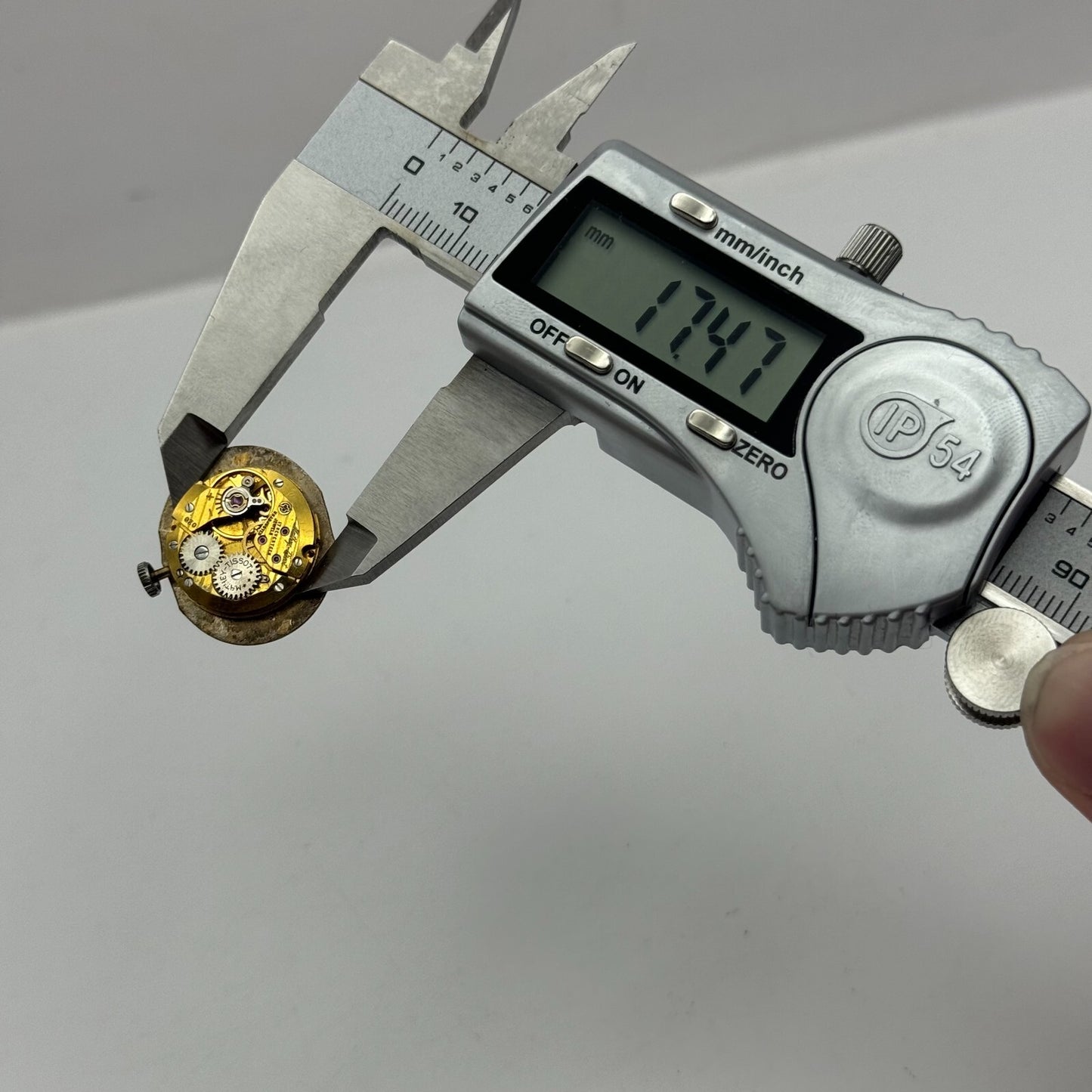 17.4mm Running Mathey Tissot 070 Manual Wind Swiss Quality Watch Movement PARTS