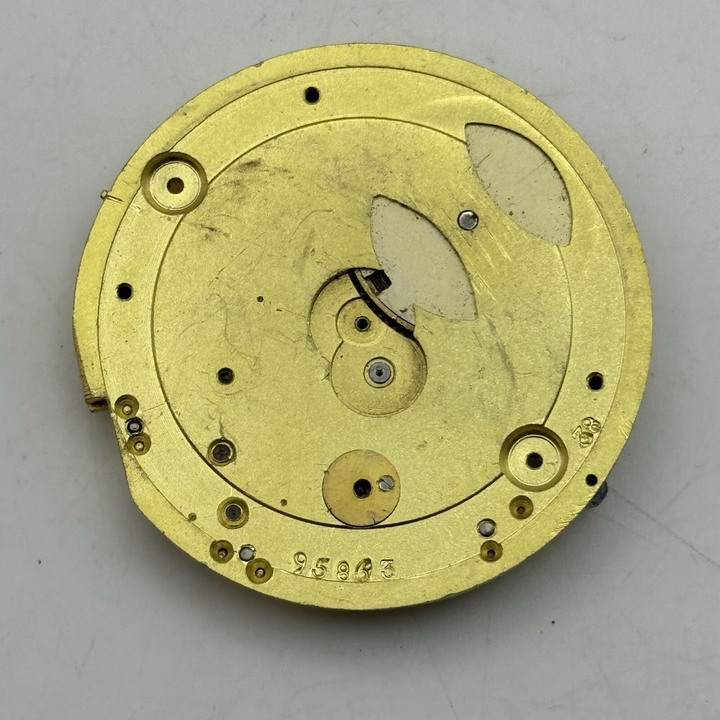 42.7mm Manual Wind Unidentified Quality Pocket Watch Movement FOR PARTS Restore