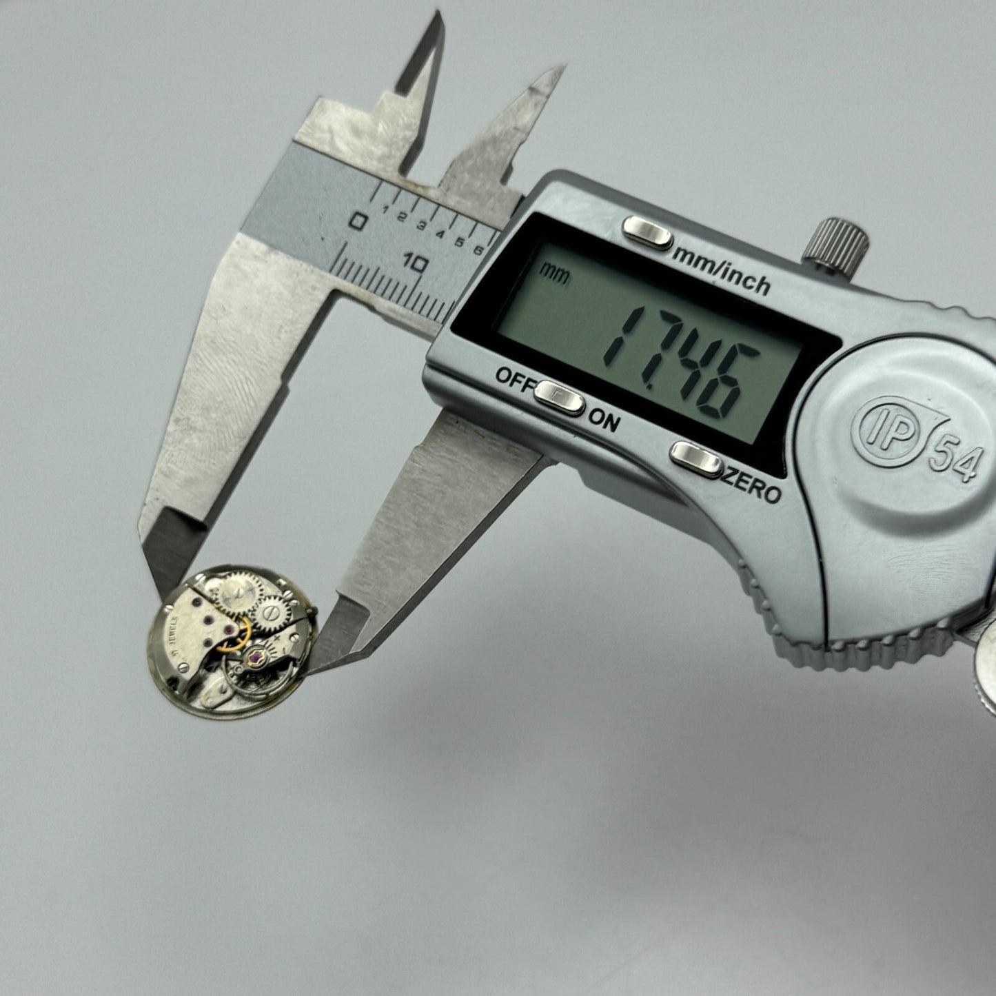 17.5mm Ladies Rotary ETA 2540 Manual Wind Watch Movement Swiss Vintage PARTS