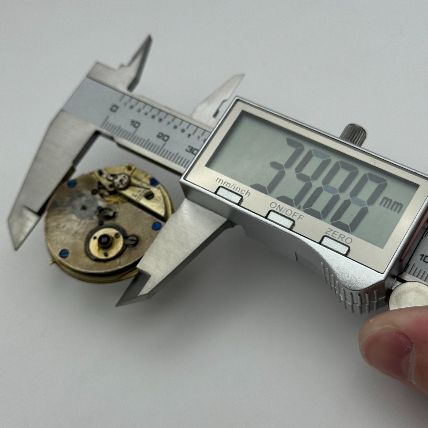 36.2mm Antique Key Wound Partial Pocket Watch Movement PARTS REPAIR SPARES