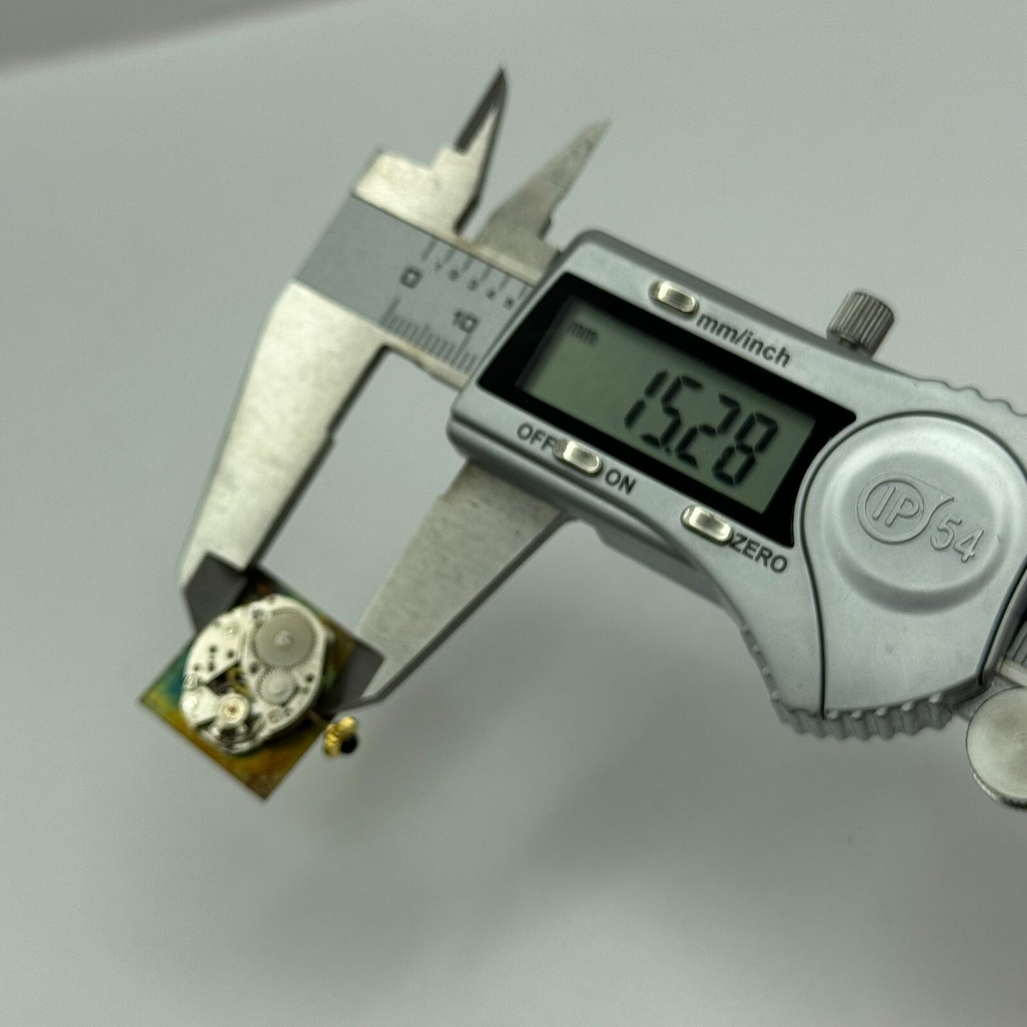 19.5mm Running Mickey Mouse Bradley Walt Disney RAX 6061-21 Watch Movement PARTS