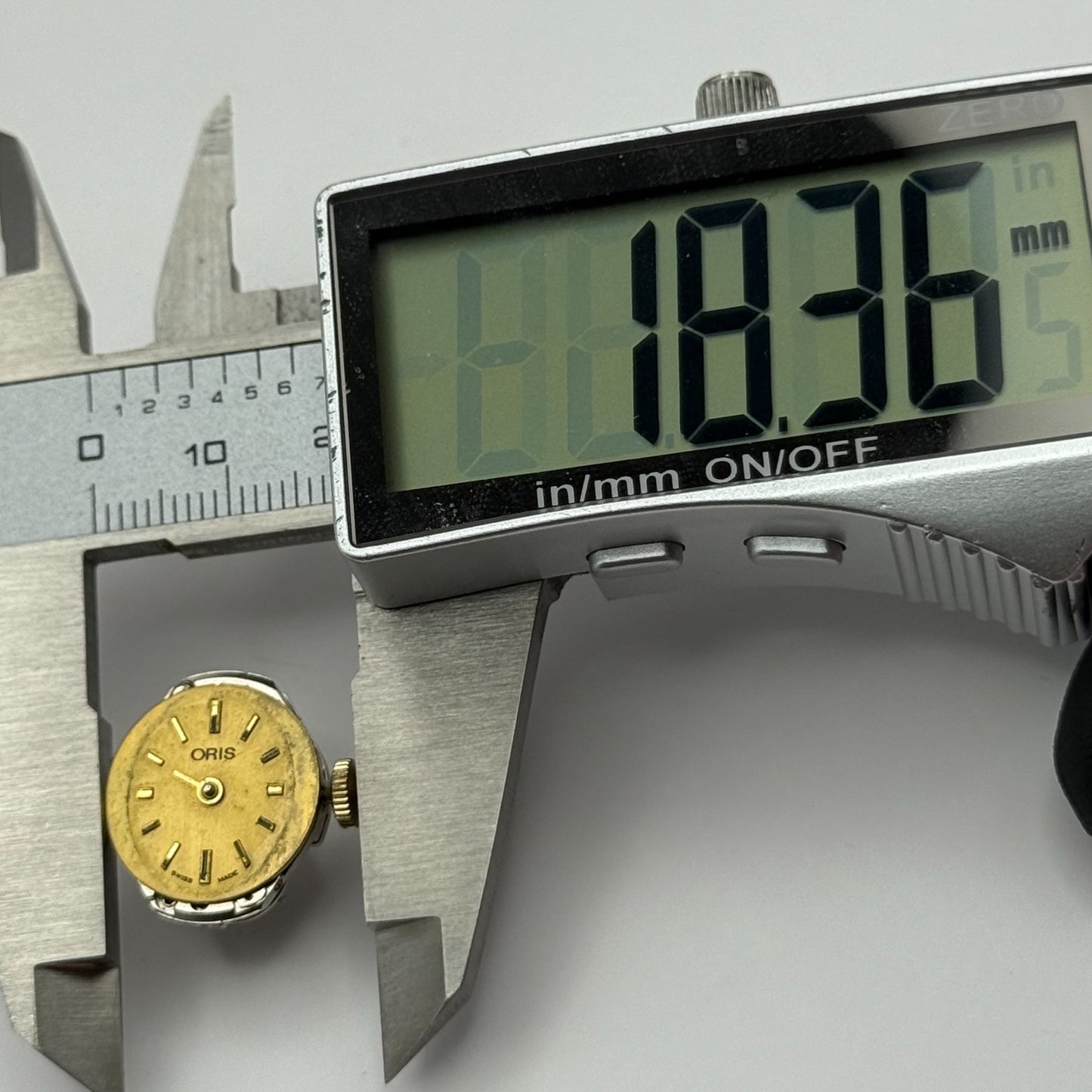 Oris 440 Watch Movement Manual Wind Vintage Swiss Parts Repair Spares 18.2mm